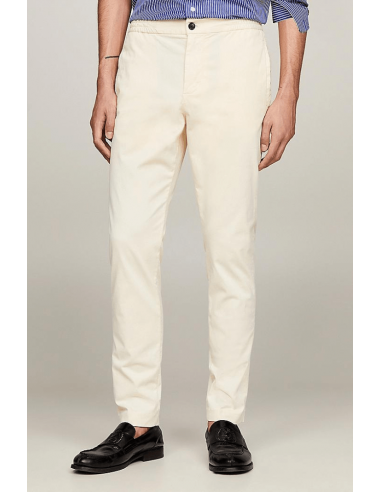 Pantalon chino Tommy Hilfiger beige hantent personnes