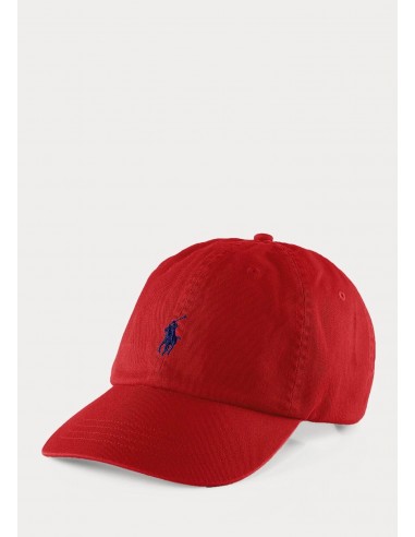 Casquette Ralph Lauren rouge ouvre sa boutique